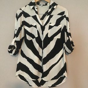 Express Black & White Button Down